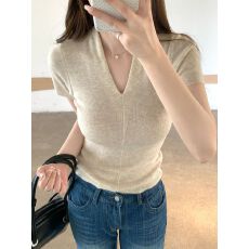批发韩系气质V领短袖t恤上衣女2026夏季新款修身显瘦款百搭正肩<b class='q'>针织衫</b>