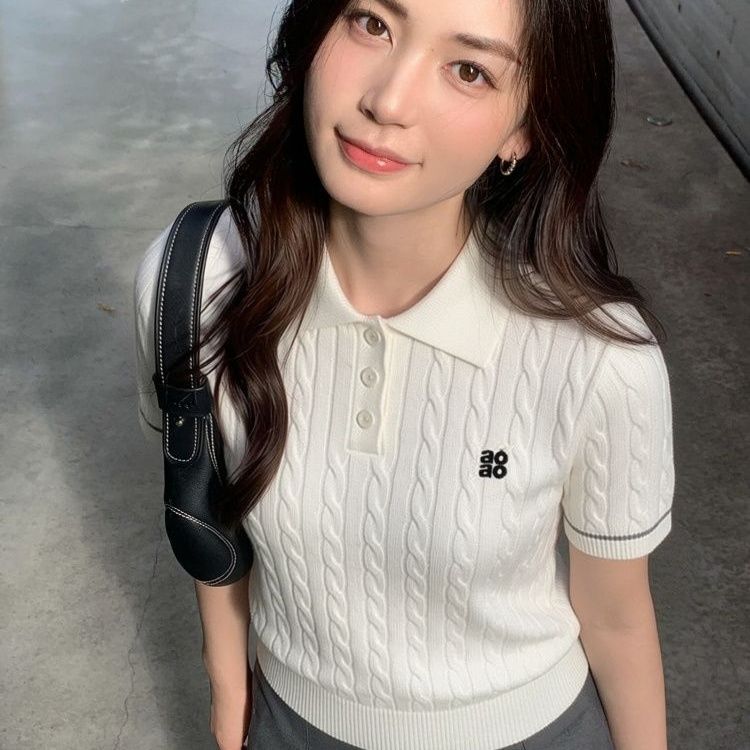 한 부서 꽈배기 학원 스타일 polo 폴로 칼라 반팔 니트 스웨터 여성 여름 2026 새로운 디자인 센스 작은 대중 맨위