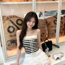 批发新品条纹抹胸上衣张元英风格设计感针织上衣