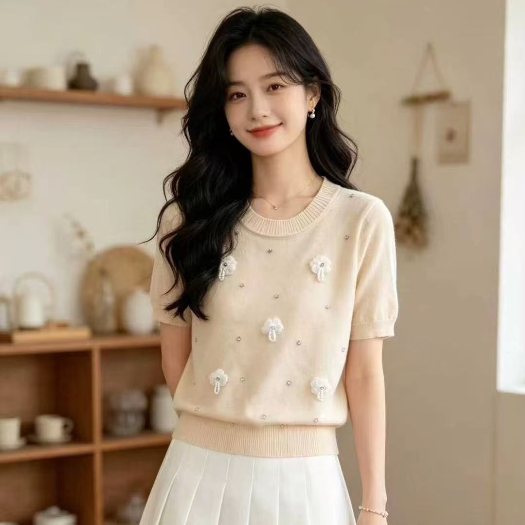 2026 년 여름 새로운 디자인 센스 달콤함 작은 샤넬 스타일 패션 라운드 넥 3 차원 꽃 비즈 박기 단색 풀오버 반팔