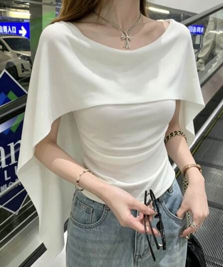 프랑스식 우아함 망토 숄 페이크 레이어드 반팔 티셔츠 여성 여름 새로운 몸매 가꾸기 슬림해 보이는 부드러운 품격 맨위