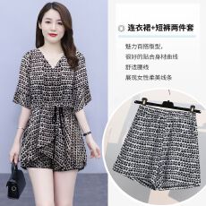 批发时尚套<b class='q'>装</b>女夏季2026新款韩版收腰宽松遮肚子雪纺<b class='q'>连衣</b>裙短裤两件套