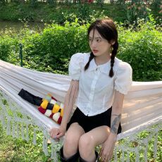 批发娃娃领白色短袖<b class='q'>衬衫</b>女夏季新款短款泡泡袖别致修身设计感小众上衣