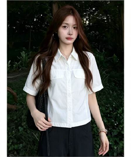 화이트 워크웨어 바람 반팔 여성 셔츠 여름 더블 주머니 밑단 펌프 로프 쇼트 스타일 슬림해 보이는 작은 키 다용도 셔츠