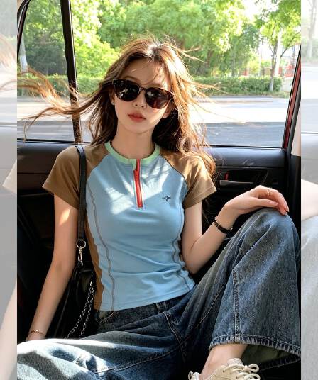 반팔 티셔츠 여성 의류 여름 새로운 디자인 센스 슬림해 보이는 지퍼 배색 삽입 어깨 소매 라운드 넥 맨위