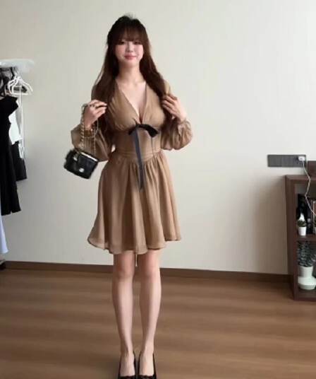 프랑스식 품격 V넥 나비 매듭 셔츠 여성 드레스 여름 새로운 고급 센스 허리 수축 슬림해 보이는 한 마디 짧은 치마