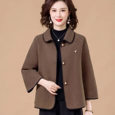 批发<b class='q'>妈妈装</b>洋气单面呢短外套女春秋季中老年高档<b class='q'>时尚</b>宽松春装毛呢外套
