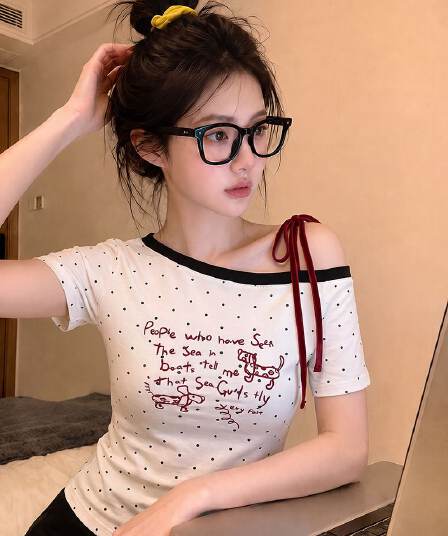 220 그램 순면 리브 반팔 티셔츠 여성 의류 여름 새로운 스트랩 도트 무늬 자수 비스듬한 칼라 맨위