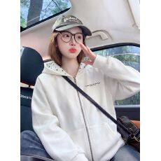 批发<b class='q'>大码</b>女装200斤薄款卫衣女春秋波点拉链开衫<b class='q'>外套</b>连帽上衣
