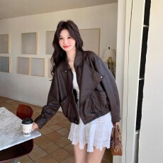 批发酷飒风翻领领口设计皮衣外套女春秋新款流行爆款炸街气质短款夹克