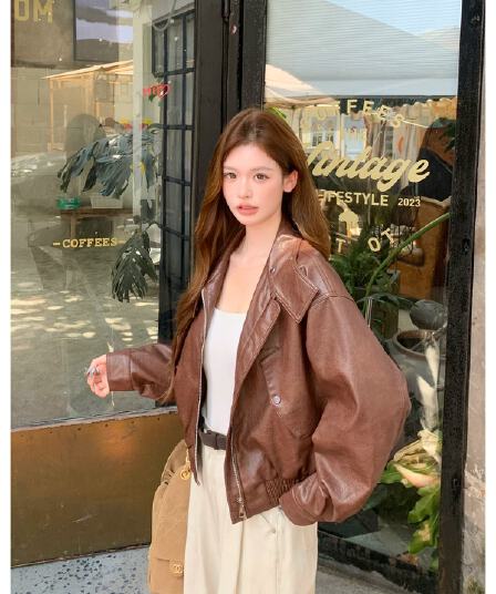 차가운 바람의 소리 세련된 변수 칼라 가죽 재킷 여성 코트 2026 가을 새로운 출퇴근 쇼트 스타일 파일럿 pu 재킷 맨위