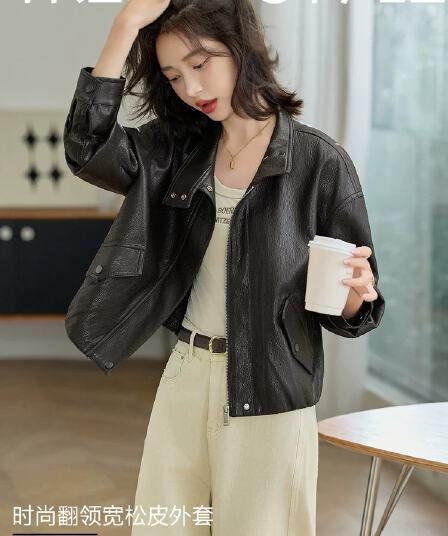 차가운 바람의 소리 스탠드 칼라 수 있습니다. 폴로 칼라 가죽 재킷 여성 코트 2026 봄 가을 새로운 외국 가스 슬림해 보이는 오토바이 쇼트 스타일 재킷 맨위