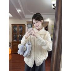 批发韩系白色毛衣外套女2026秋<b class='q'>冬</b>韩系高智感miu系穿搭小众不撞款上衣