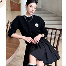 批发Faye专属】simple cinple经典款拼接领针织长袖开衫<b class='q'>蓬蓬</b><b class='q'>裙套装</b>