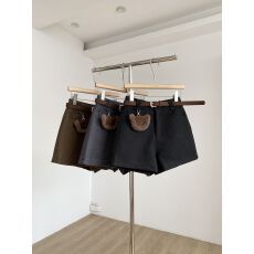 批发2025秋冬新款韩版chic通勤简约风纯色毛呢通勤高腰休闲阔腿<b class='q'>短裤</b>女