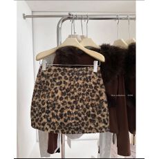批发2025年<b class='q'>冬</b>新款羊羔绒豹纹好要毛圈半身裙爆款显高显瘦
