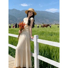 批发2026超火穿搭一整套chic韩系<b class='q'>连衣裙</b>子夏天甜美多巴胺独特漂亮套装