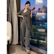 批发秋季套装女高级感气质新款整套毛衣开衫+背心+裤子针织套装三件套