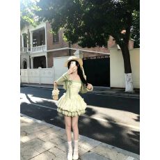 批发2026春夏<b class='q'>森林</b>少女<b class='q'>系</b>立体花苞吊带裙+针织开衫套装女