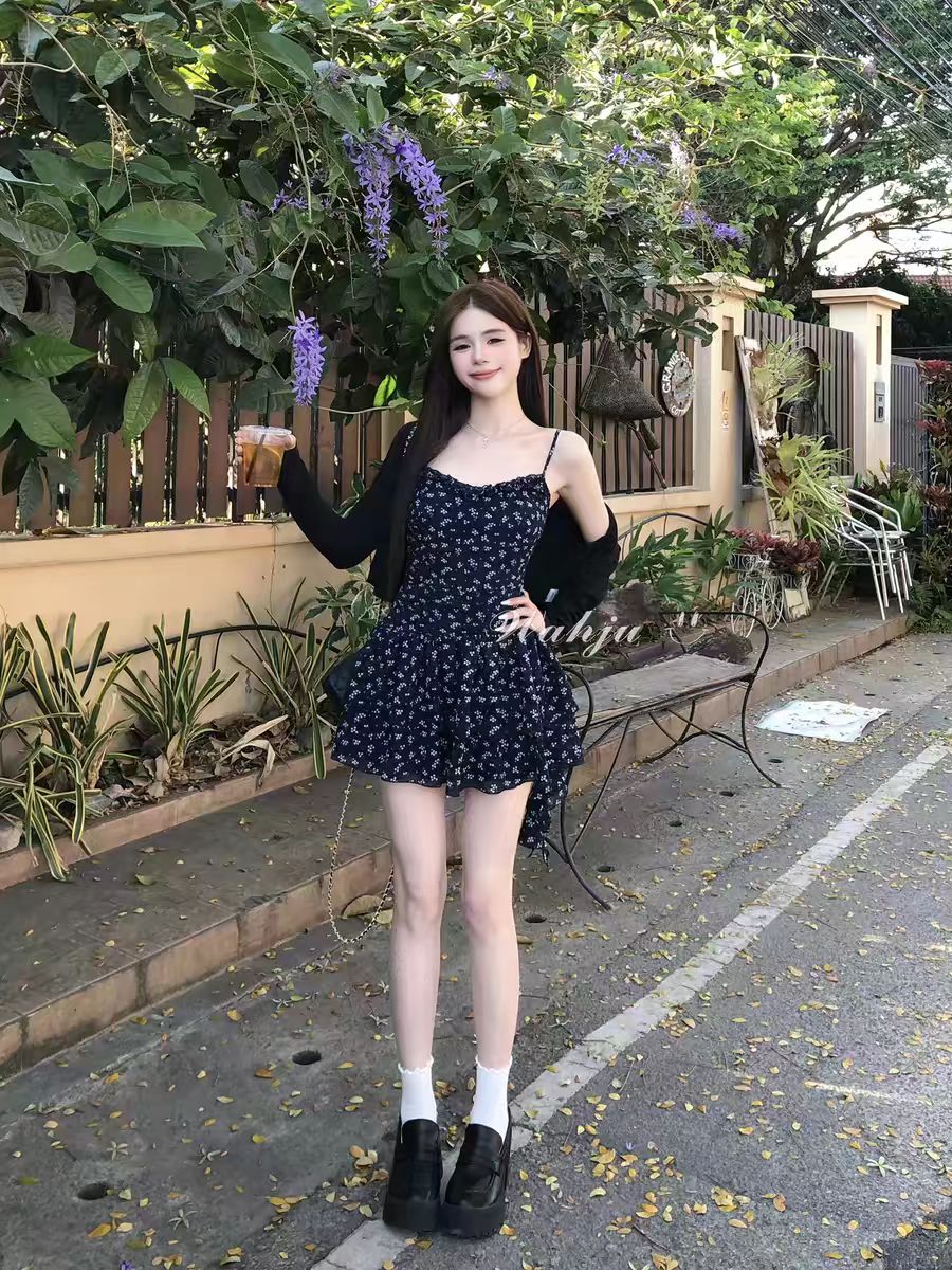 회화 솔루션 wahju 꽃무늬 인자 이른 봄 여행 분위기 센스 품격 슬림해 보이는 프릴 슬립 여성 드레스