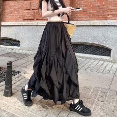 批发<b class='q'>实拍</b>白色荷叶边不规则蕾丝拼接半身裙女夏季新款高腰A字长裙