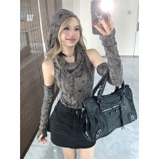 批发原版破洞布废土风破洞连帽袖套T恤女夏辣妹别致修身<b class='q'>短款</b>上衣