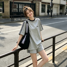 批发美式复古休闲<b class='q'>运动服</b>套装女款夏季韩版学生休闲<b class='q'>宽松</b>短袖短裤两件套