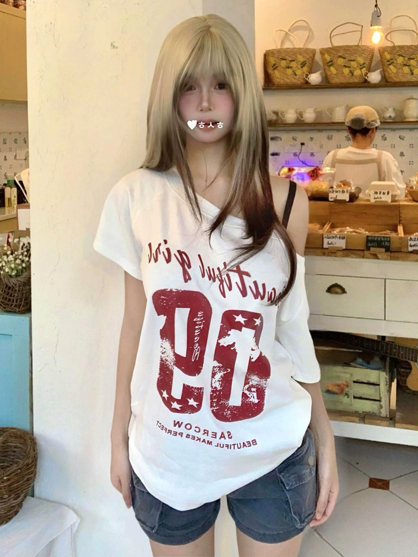 아메리칸 핫걸 비스듬한 어깨 알파벳 프린트 새로운 맨위 반팔 티셔츠 여성