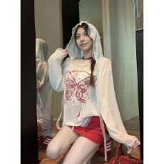 批发原版面料 蝴蝶印花短袖<b class='q'>T</b>袖女夏辣妹休闲连帽宽松长袖防晒罩衫上衣