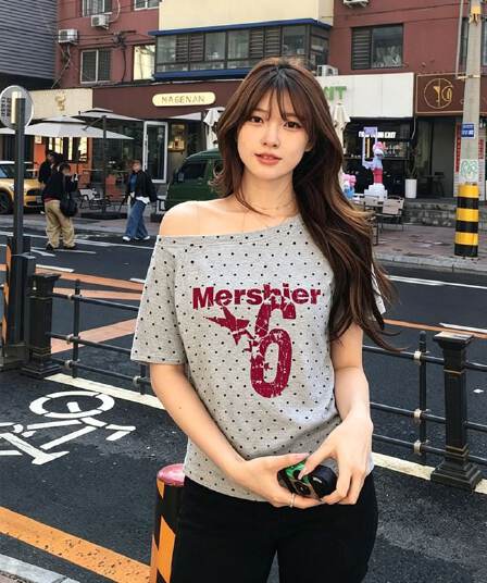40 1 1 순면 여름 새로운 한 부서 도트 무늬 비스듬한 칼라 오프숄더 프린트 섹션 반팔 티셔츠 여성