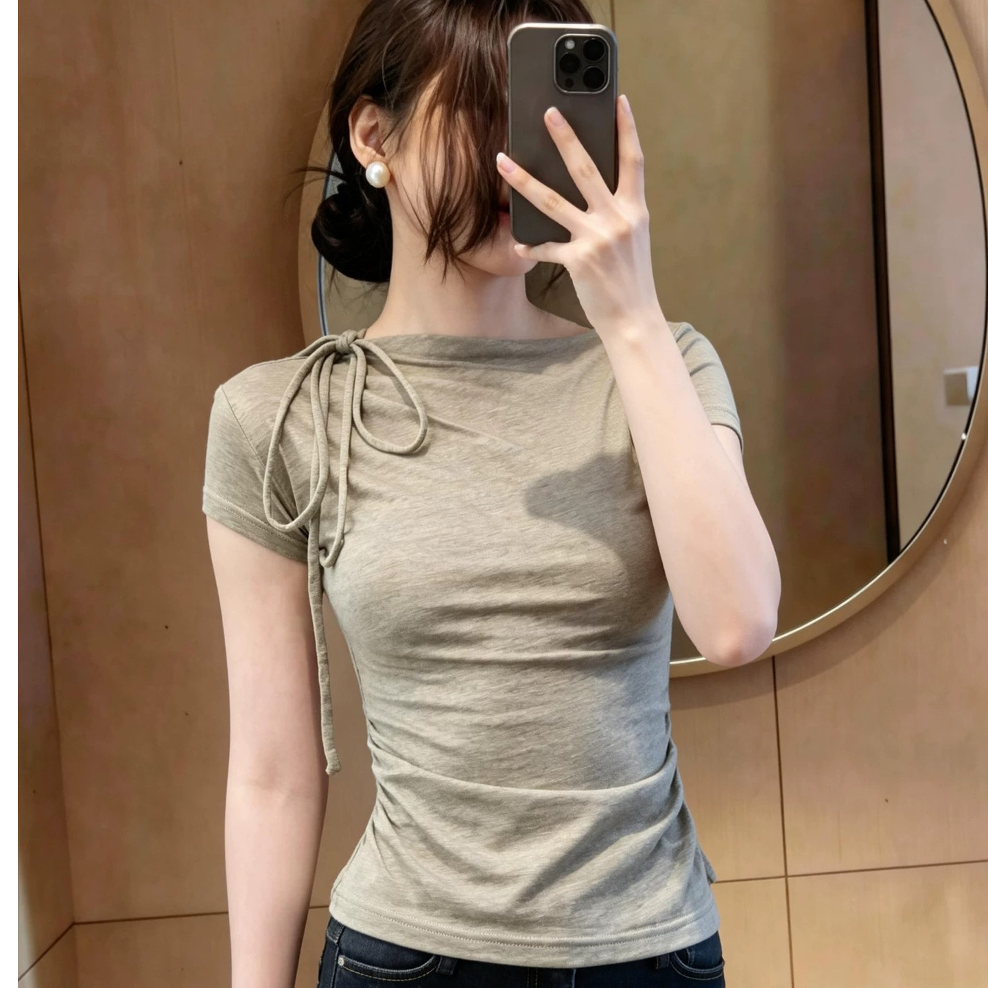 아메리칸 이끼색 레이스업 허리 수축 몸매 가꾸기 반팔 티셔츠 여성 2026 여름 고유 한 아름다운 품격 고급 맨위