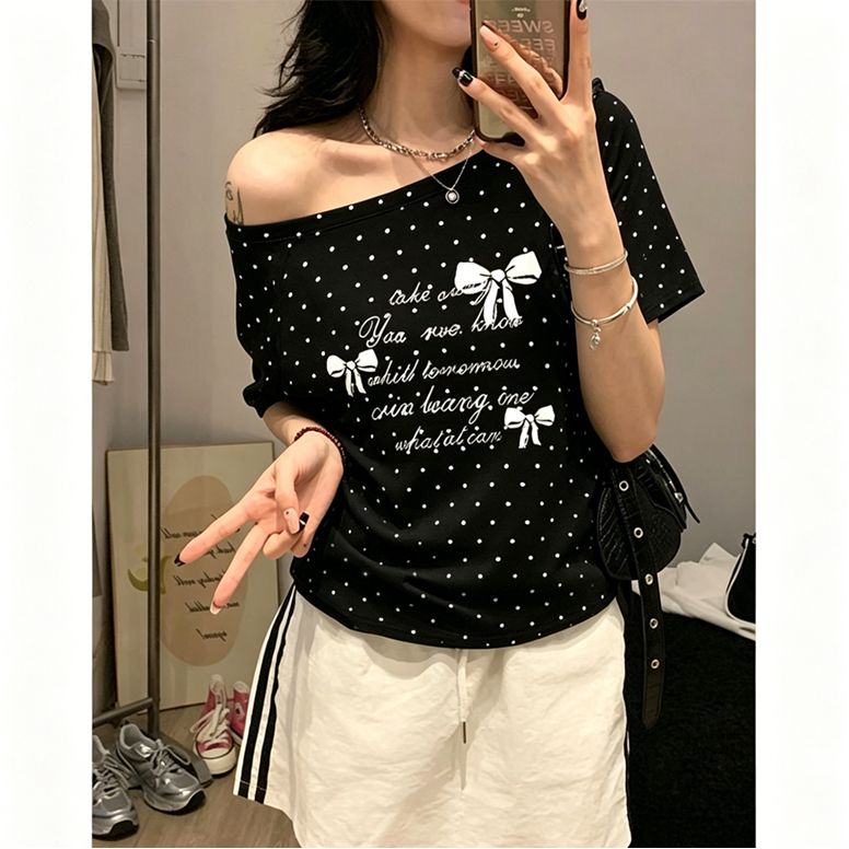 40 1 1 순면 여름 새로운 한 부서 도트 무늬 비스듬한 칼라 오프숄더 프린트 섹션 반팔 티셔츠 여성