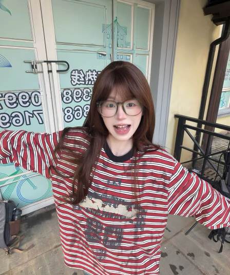 좋은 품질 원본 솜씨 자수 광저우 원본 원단 라운드 넥 긴팔 여성