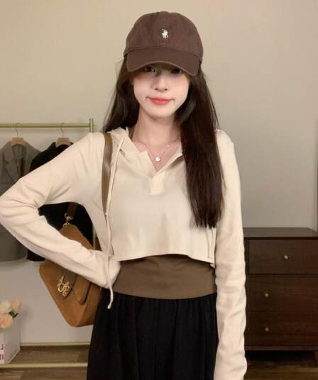 리브 원단 투피스 세트 가을 몸매 가꾸기 행침 목 조끼 쇼트 스타일 후드 티 스웨터