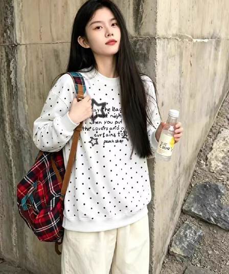 순수한 Mianhua 면 복합 얇은 스타일 털이 있는 도트 무늬 라운드 넥 프린트 후드티 여성