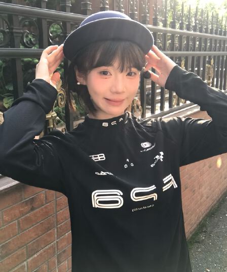 전체 프린트 광저우 원본 원단 긴팔 티셔츠 여성