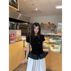 批发大码<b class='q'>女装</b> 黑拼波点娃娃领短袖t恤女夏季ins风修身显瘦设计感上衣