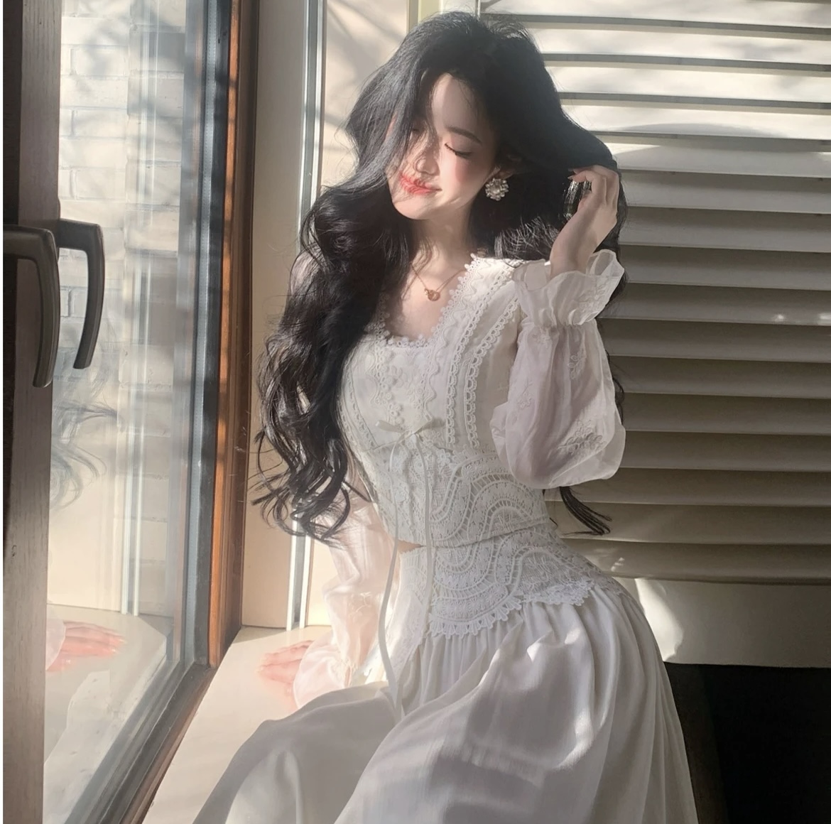 blovelan 꿀 눈꽃 양조 한 프랑스식 품격 광장 칼라 자수 레이스 맨위 큰 진자 한 마디 반 스커트 세트
