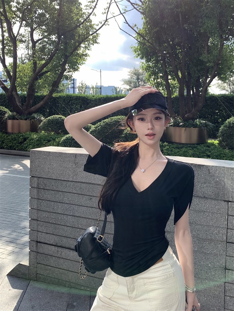 실사 검정색 반팔 티셔츠 긍정적 인 어깨 V넥 몸매 가꾸기 슬림해 보이는 맨위