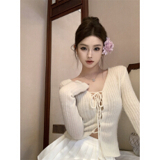 批发实拍 纯色设计感纯欲<b class='q'>针织衫</b>抽绳修身显瘦上衣