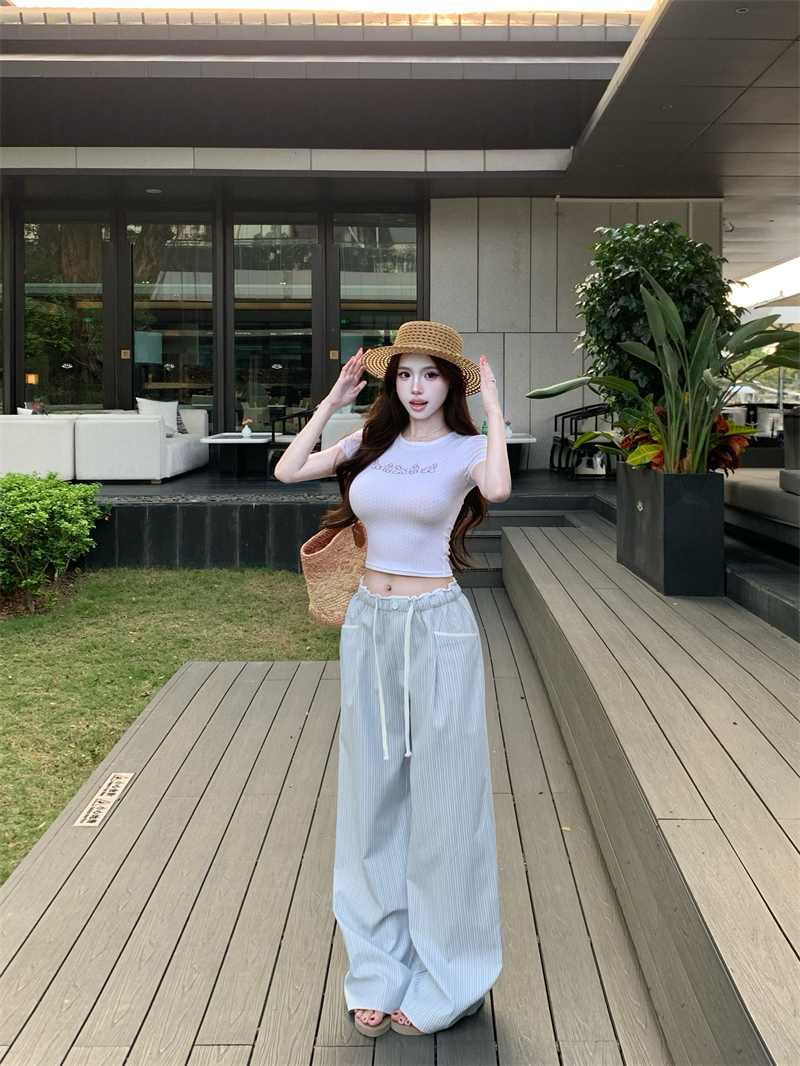 실사 한 부서 블루 화이트 스트라이프 스트레이트 캐주얼 바지 핫픽스 도트 무늬 티셔츠 몸매 가꾸기 다용도 맨위