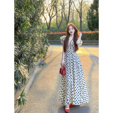 批发【原版面料品质】法式温柔波点连衣裙女夏季新款收腰显瘦绝美长裙