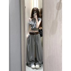 批发盐系高级感<b class='q'>运动服</b>套装女夏季显瘦<b class='q'>时尚</b>斜肩短袖阔腿裤休闲两件套潮