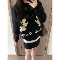 批发可爱兔子绣花毛衣<b class='q'>开衫</b>女秋冬牛角扣拼接韩系复古懒慵软糯圆领外套