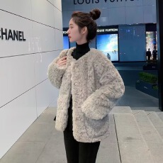 批发香风仿獭兔毛皮草外套女秋冬季短款气质高级感羊羔毛毛绒大衣棉服