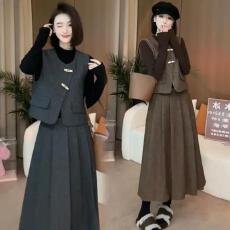 批发韩版时尚洋气高级感套装<b class='q'>大码</b>2025冬季<b class='q'>胖</b><b class='q'>mm</b><b class='q'>新款</b>小众气质百搭三件套