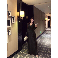 批发法式复古蕾丝拼接V领白色长袖连衣裙女2026早秋新款性感包臀<b class='q'>裙子</b>