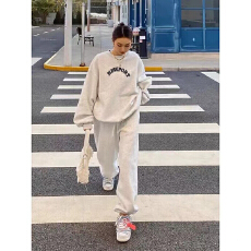 批发港味套<b class='q'>装</b>女春秋薄款休闲字母卫衣卫裤两件套