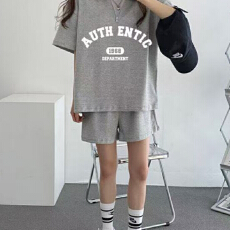 批发韩版时尚<b class='q'>运动服</b>套装女夏季新款宽松<b class='q'>短袖</b>短裤休闲两件套