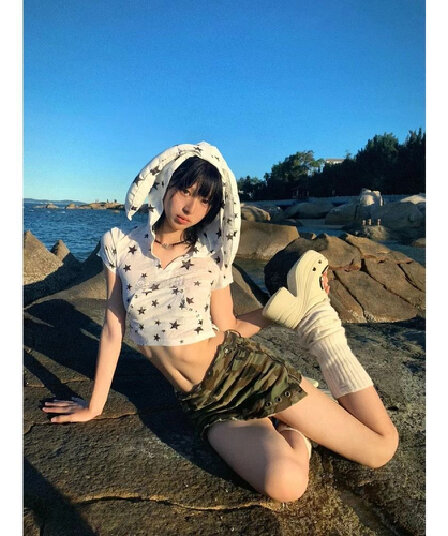 순수한 욕망 핫걸 별 프린트 토끼 귀 후드 반팔 티셔츠 여성 여름 y2k 천년기 핫걸 쇼트 스타일 맨위 트렌디